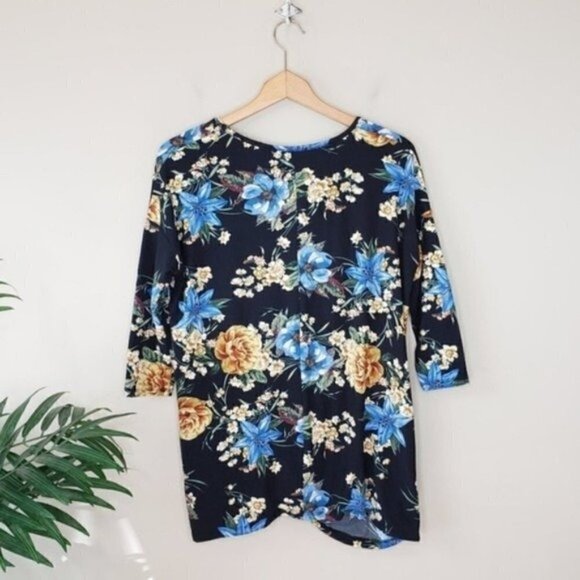 Reb & J | Sueded Floral Side Knot Top - Picture 6 of 6